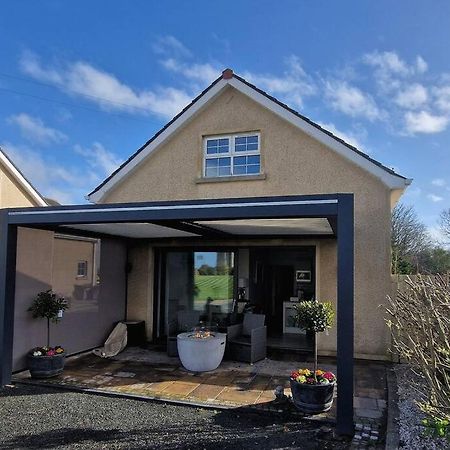 Gleann Ciuin Apartment Ballymartin ภายนอก รูปภาพ